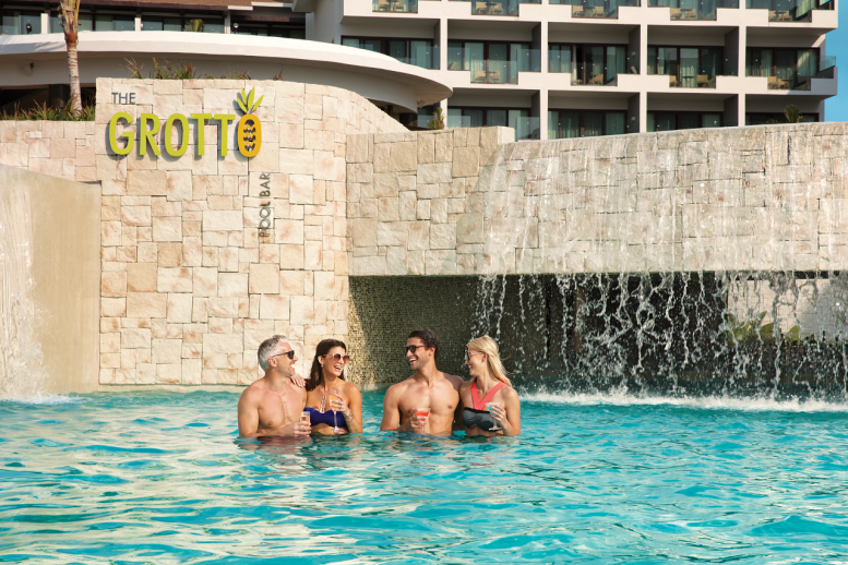 Dreams Playa Mujeres BAR-Gotto Bar-Couples-1A-CB Dreams Playa Mujeres